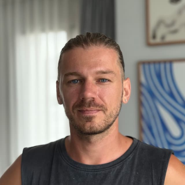 Александр Птицын